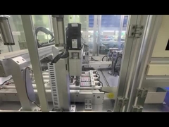 ربات باتری لیتیومی با ولتاژ بالا Energy Storage در حال جوشکاری است