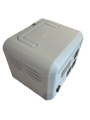 بدون اثر حافظه 1500W قدرت خروجی همه در یک سیستم خورشیدی ایستگاه برق AC قابل حمل با چراغ LED برای کمپینگ RV