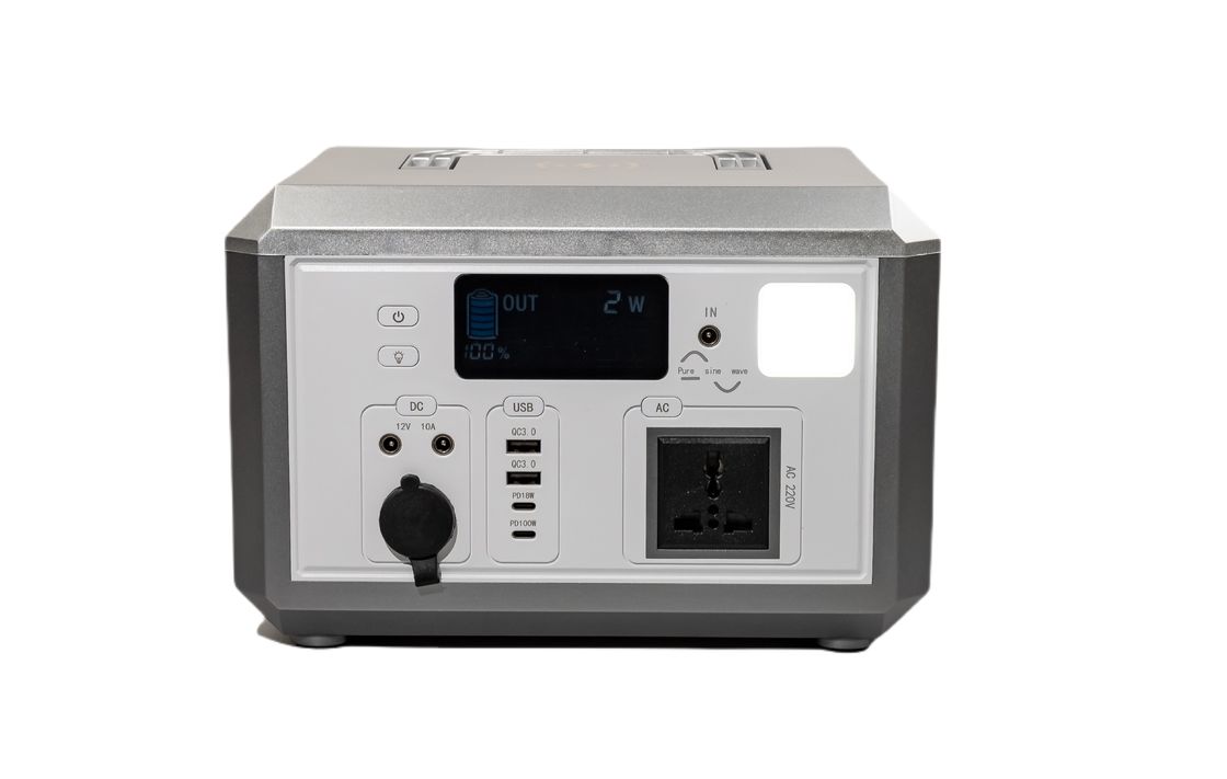 مفت انتقال سوئیچ ماژول AC 600W PV شارژ بهترین ایستگاه برق با چراغ SOS برای تامین برق اضطراری